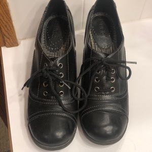 Women’s Mudd shoes